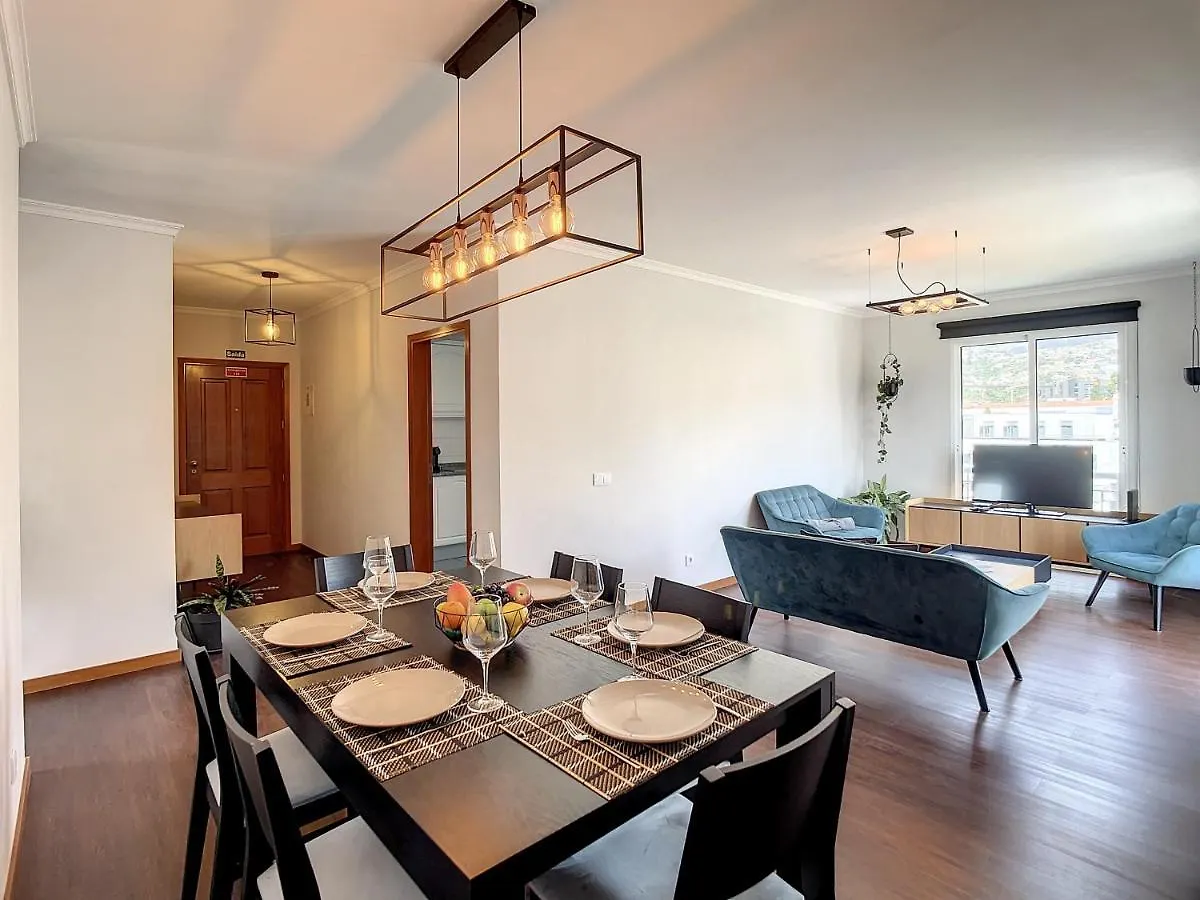 Panorama Apartment By Atlantic Holiday フンシャル